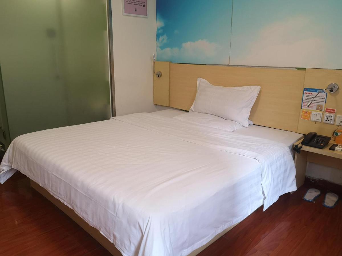 7Days Inn Foshan Dongfang Square Walmart Esterno foto